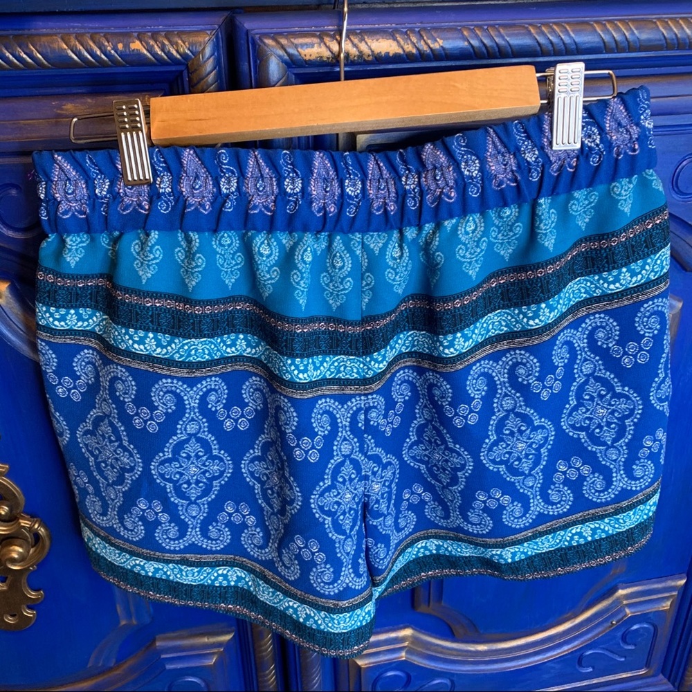 Loft Shorts Elastic Waist Drawstring Size Small - image 2